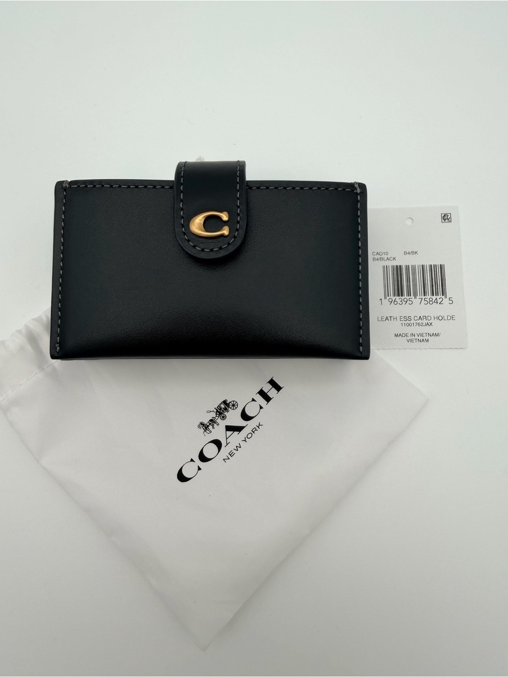 Coach Essential Leather Card Holder Gold Hardware Accordion